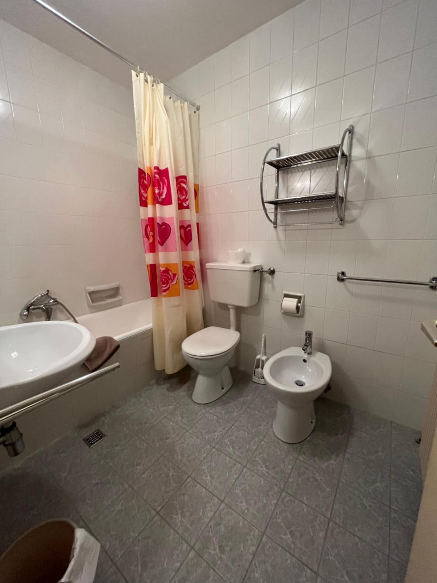 Hotel Krone Morter Buitenkant foto